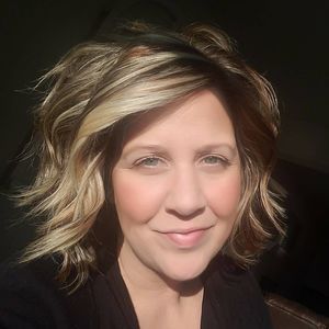 Meet your Posher, Stacie